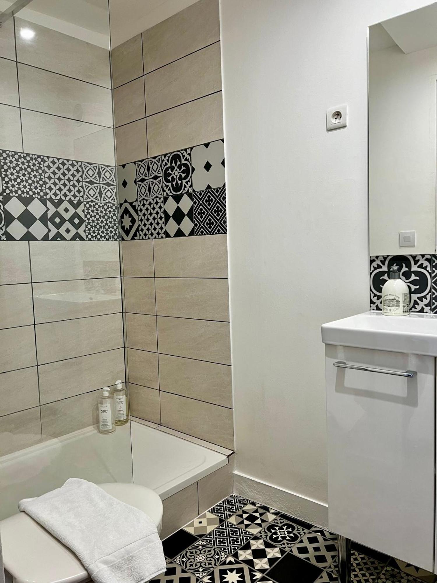 Le Chalotais, Hyper Centre De Rennes Apartman Kültér fotó